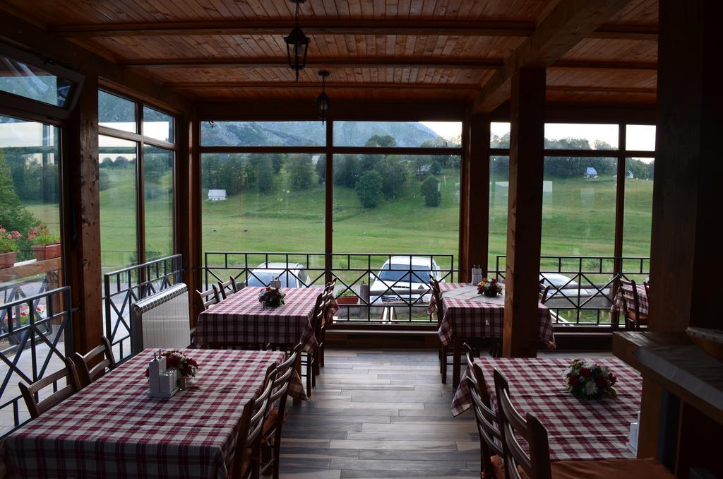 Apartmani I Restoran Sljeme 자블야크 외부 사진