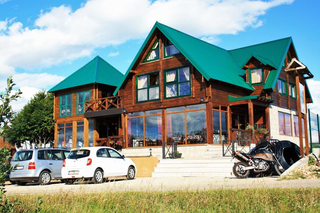 Apartmani I Restoran Sljeme 자블야크 외부 사진